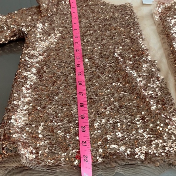 NWT Oliver Gold Sequin Topper. MP Holiday Sparkle! - Picture 10 of 11